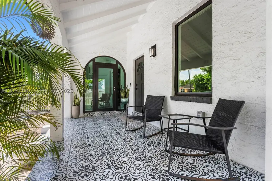 1644 SW 9th St, Miami, FL 33135 - #3