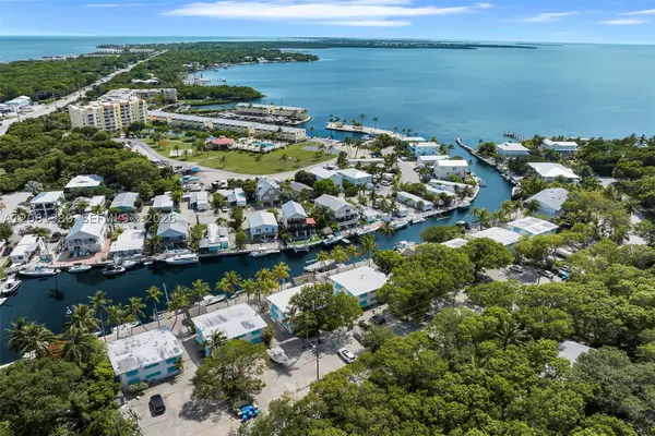 127 & 121 Monroe Dr. 1-3, Islamorada, FL 33070