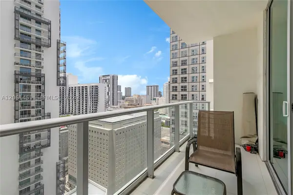 300 S Biscayne Blvd #T-2309, Miami, FL 33131