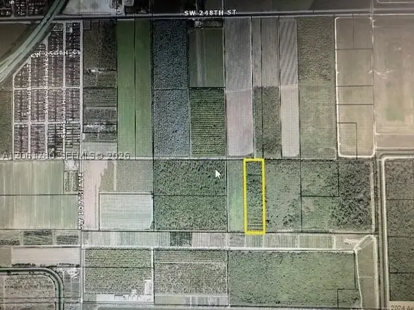 Sw 256 St, Unincorporated Dade, FL 33032