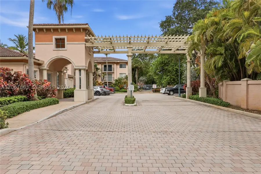 2015 SE 10th Ave #130, Fort Lauderdale, FL 33316 - #2