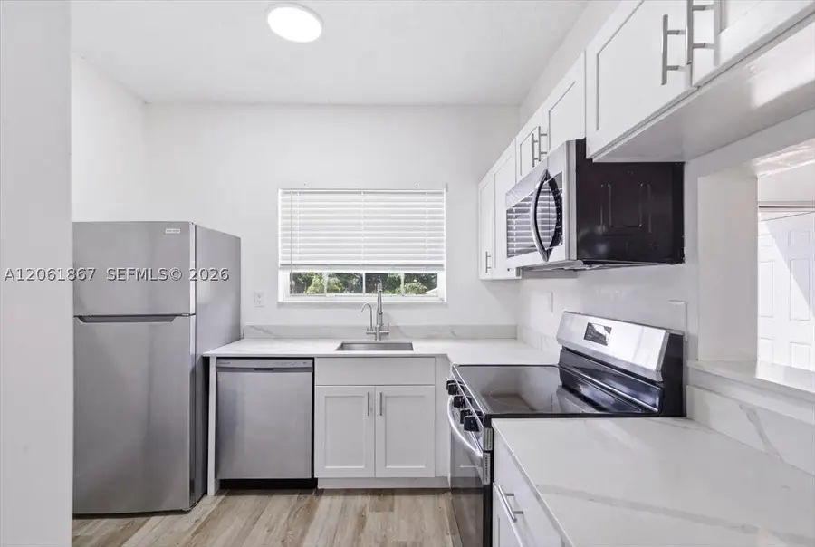 2121 NW 96th Ter #14D, Pembroke Pines, FL 33024 - #3