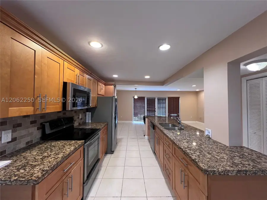 2750 N 34th Ave #9D, Hollywood, FL 33021 - #3