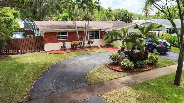 5122 SW 92nd Ter, Cooper City, FL 33328