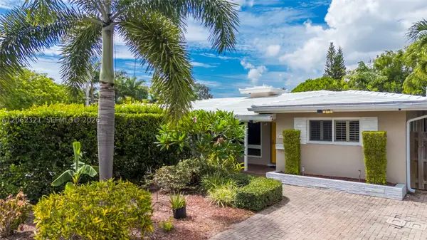 2115 NE 15th Ave, Wilton Manors, FL 33305