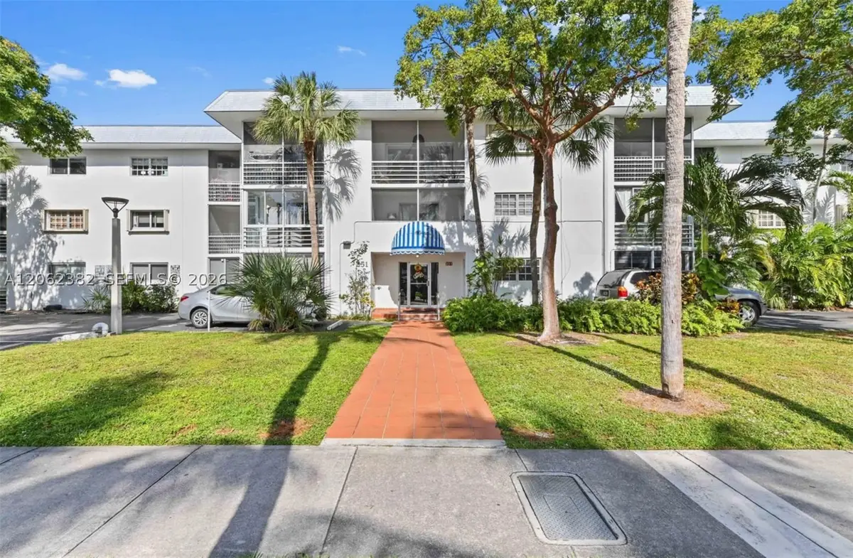 251 Galen Dr #302, Key Biscayne, FL 33149 - #1