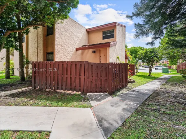 291 W Park Dr #9-201, Miami, FL 33172