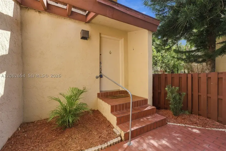 291 W Park Dr #9-201, Miami, FL 33172 - #3