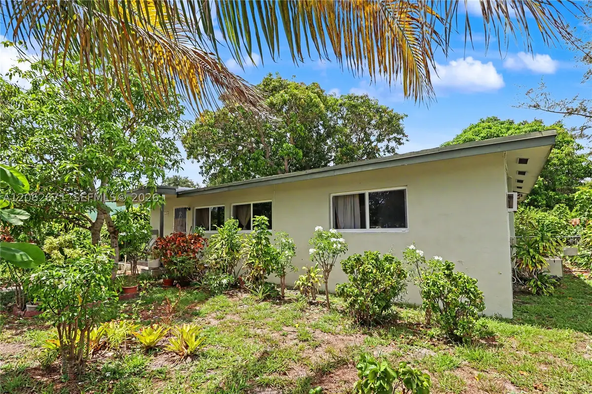 1155 NE 136th St, North Miami, FL 33161 - #1