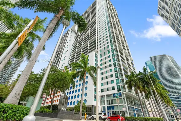 500 Brickell Ave #1405, Miami, FL 33131