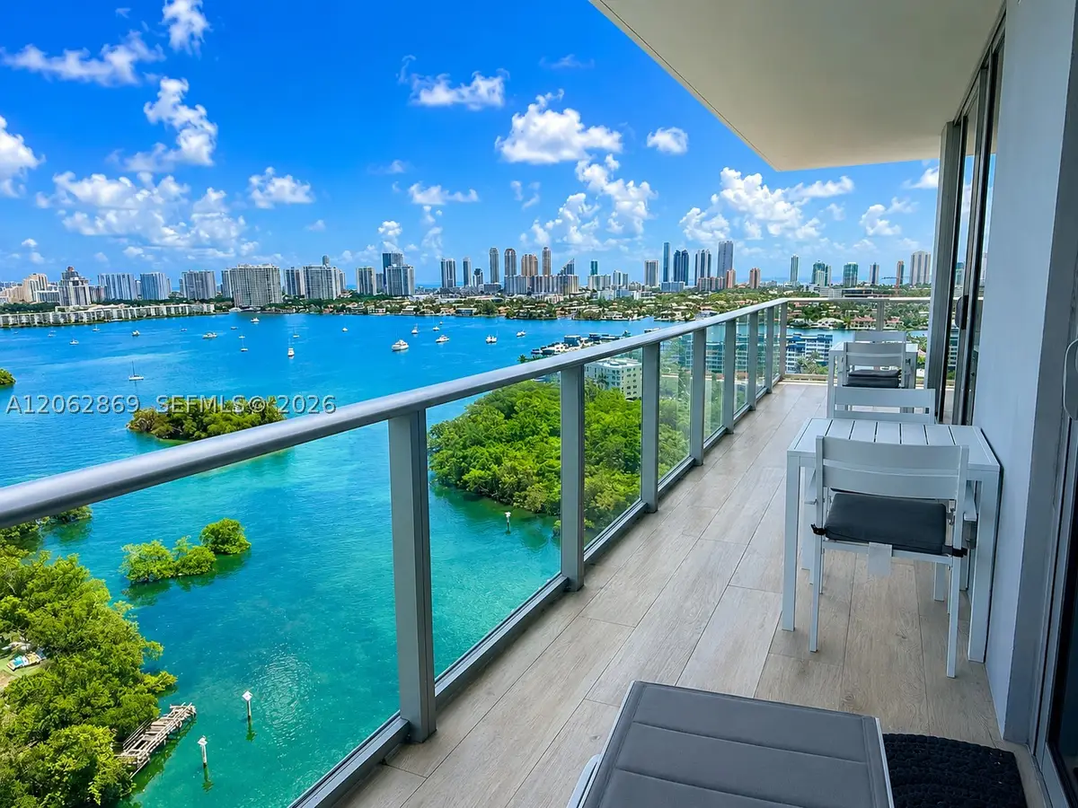 16385 Biscayne Blvd #2007, North Miami Beach, FL 33160 - #1