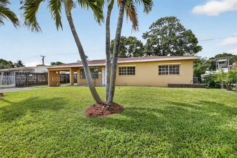 3221 Auburn Blvd, Fort Lauderdale, FL 33312 - #3