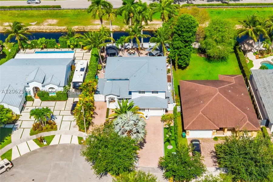 2776 SW 143rd Pl, Miami, FL 33175 - #2