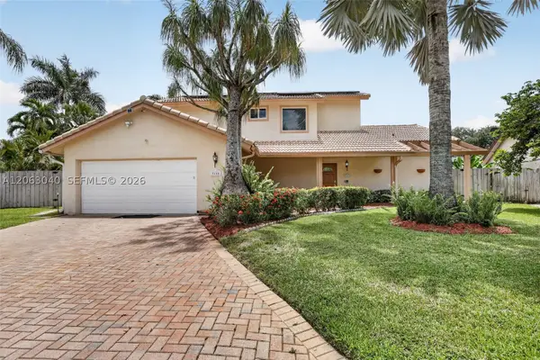 8680 SW 57th Ct, Cooper City, FL 33328