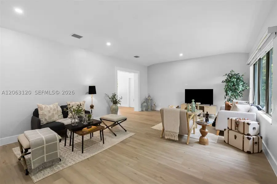 9350 NE 9th Place, Miami Shores, FL 33138 - #3