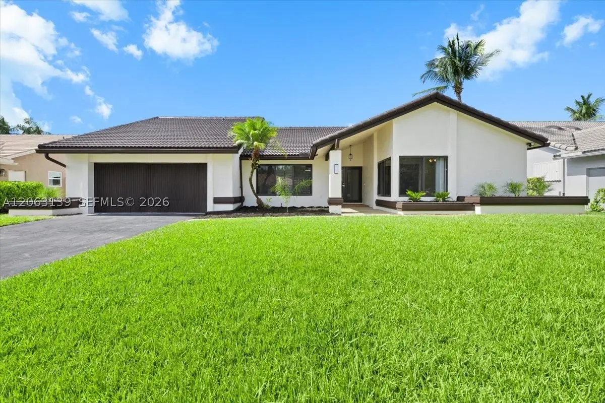 9272 NW 18th St, Plantation, FL 33322 - #1