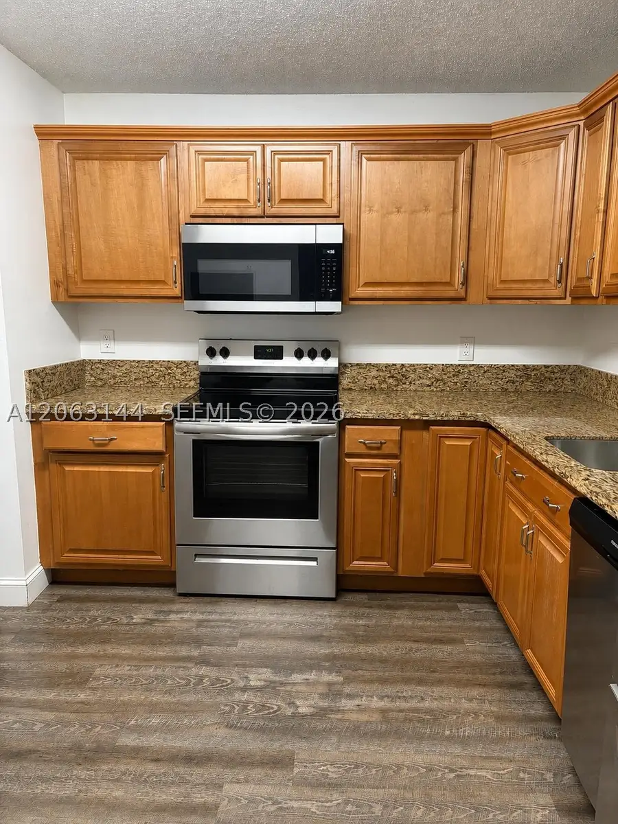 4771 Grapevine Way, Davie, FL 33331 - #3
