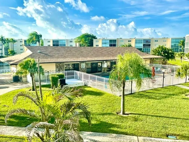 414 SE 10th St #103, Dania Beach, FL 33004 - #2