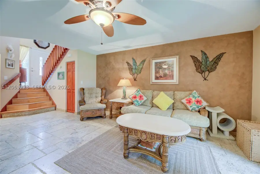 8987 W Sunrise Blvd, Plantation, FL 33322 - #3