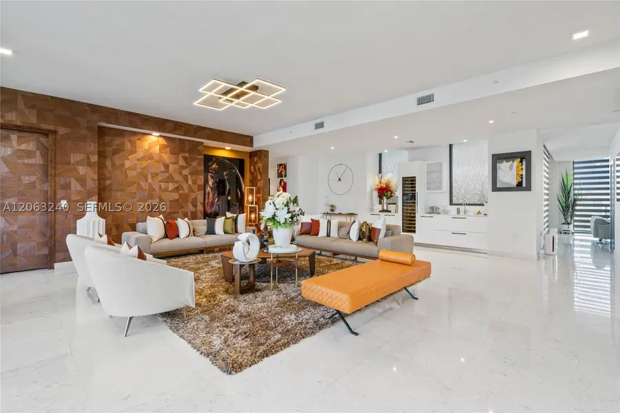 3581 E Glencoe St #505, Miami, FL 33133 - #3