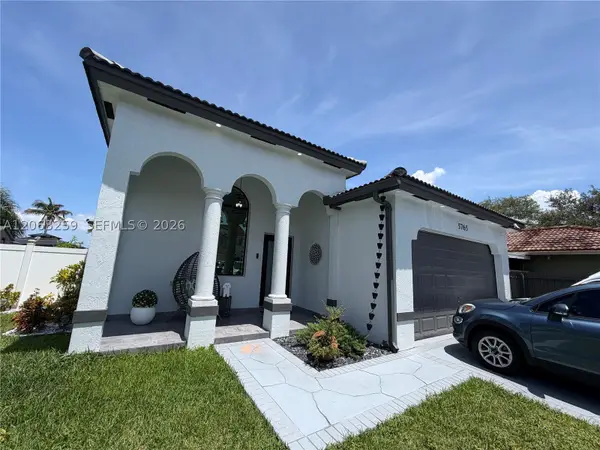 5765 SW 151st Ave, Miami, FL 33193