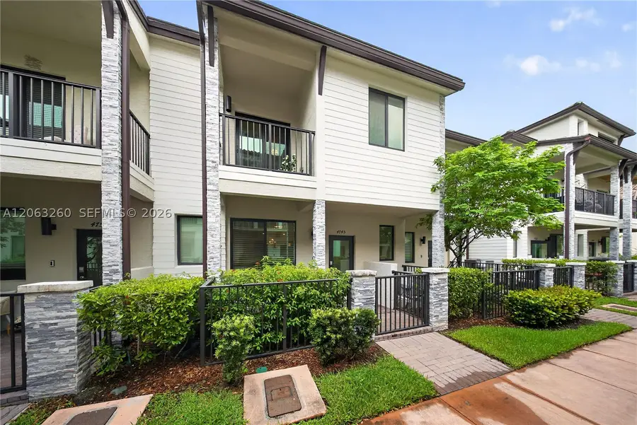 4745 NW 83rd Pkwy, Doral, FL 33166 - #2