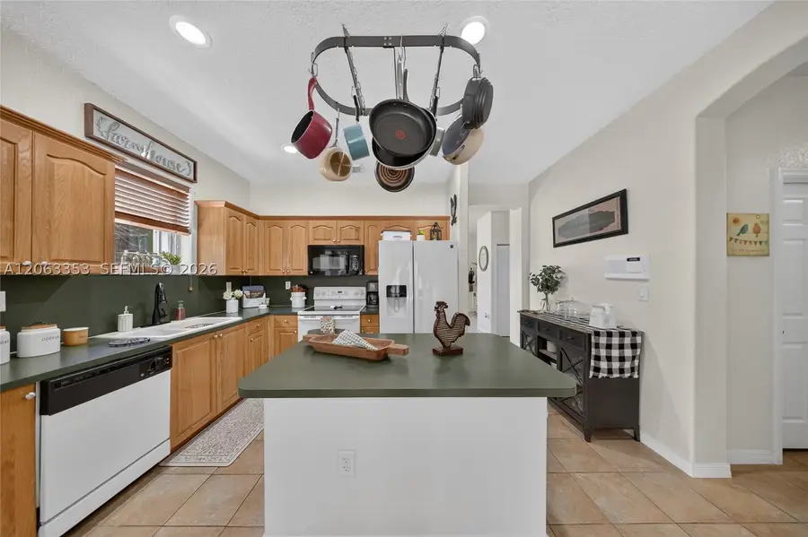 16437 SW 76th Ter, Miami, FL 33193 - #3