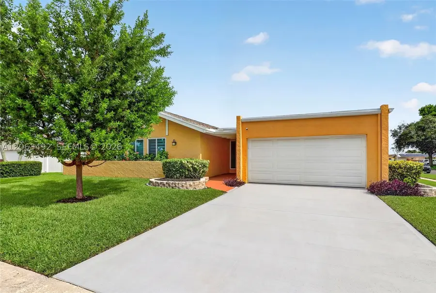 725 NW 49th Ave, Coconut Creek, FL 33063 - #3