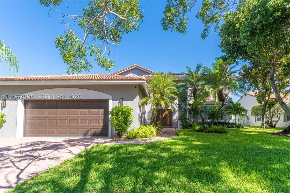 347 Fairmont Rd, Weston, FL 33326 - #1