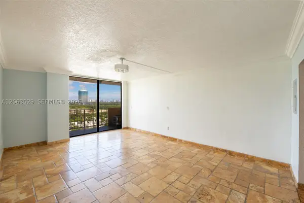 2350 NE 135th St #1503, North Miami, FL 33181