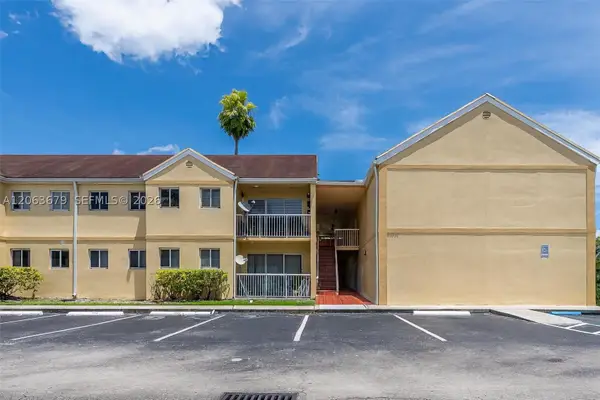Address Withheld By Seller, Miami, FL 33186