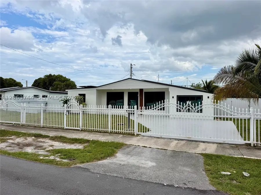 2310 NW 208th St, Miami Gardens, FL 33056 - #2