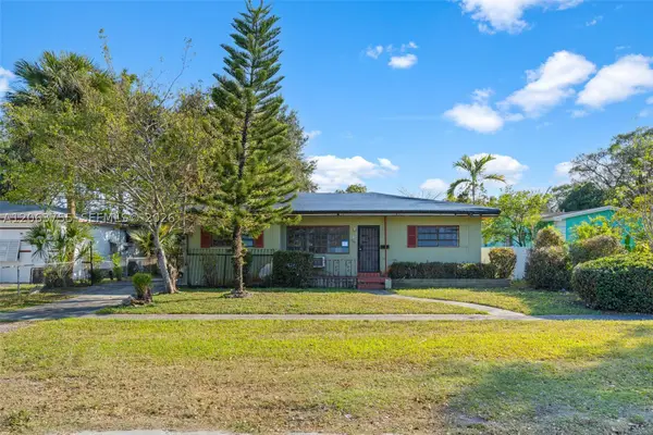760 NE 147th St, North Miami, FL 33161
