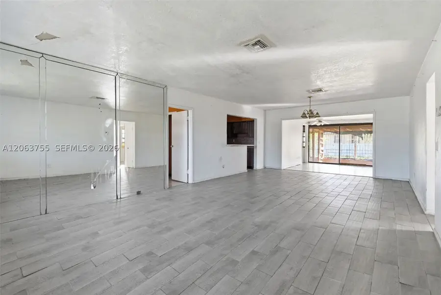 760 NE 147th St, North Miami, FL 33161 - #3