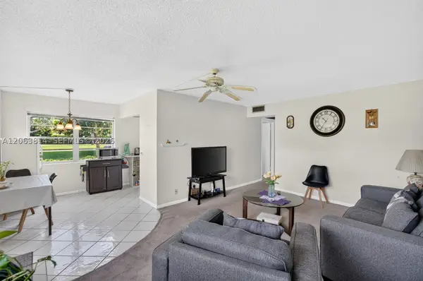 14 Preston #A, Boca Raton, FL 33434