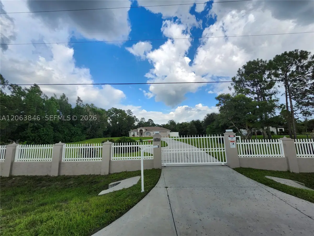 2730 NE 2nd St, Naples, FL 34120 - #1