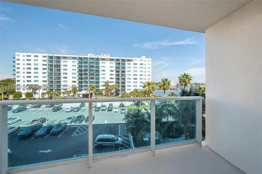 7501 E Treasure Dr #7H, North Bay Village, FL 33141 - #2