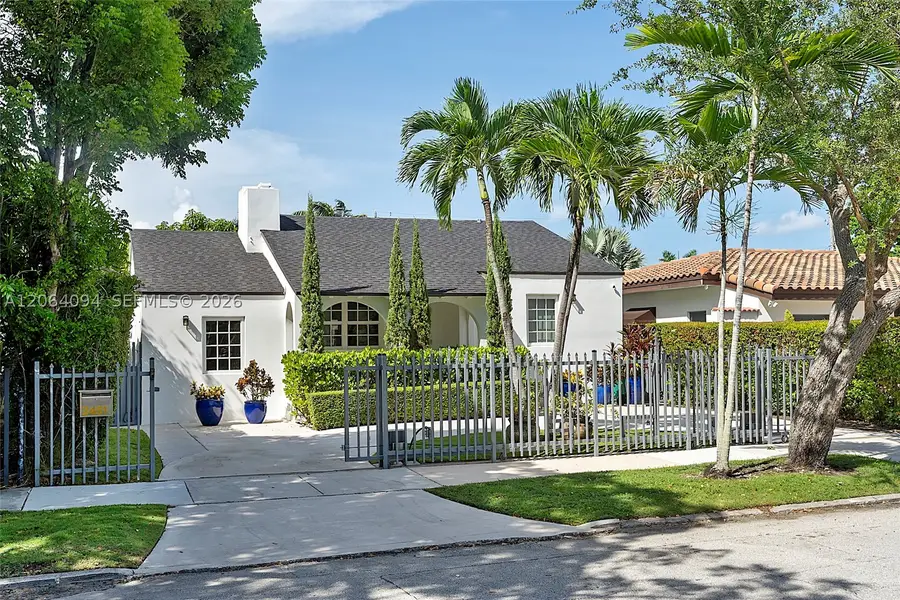 2451 SW 25th St, Miami, FL 33133 - #2