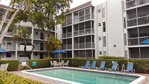 483 N Pine Island Rd #C305, Plantation, FL 33324