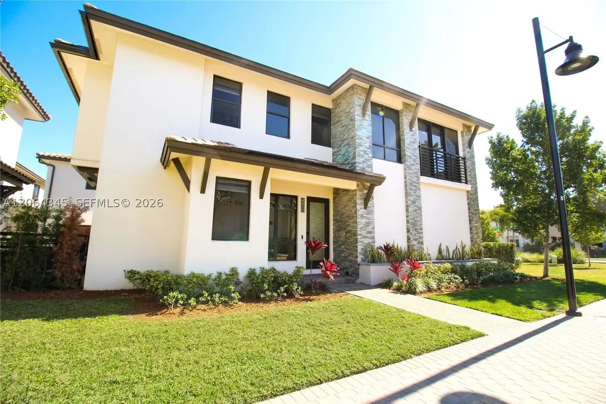 4311 NW 82nd Ave, Doral, FL 33166 - #1