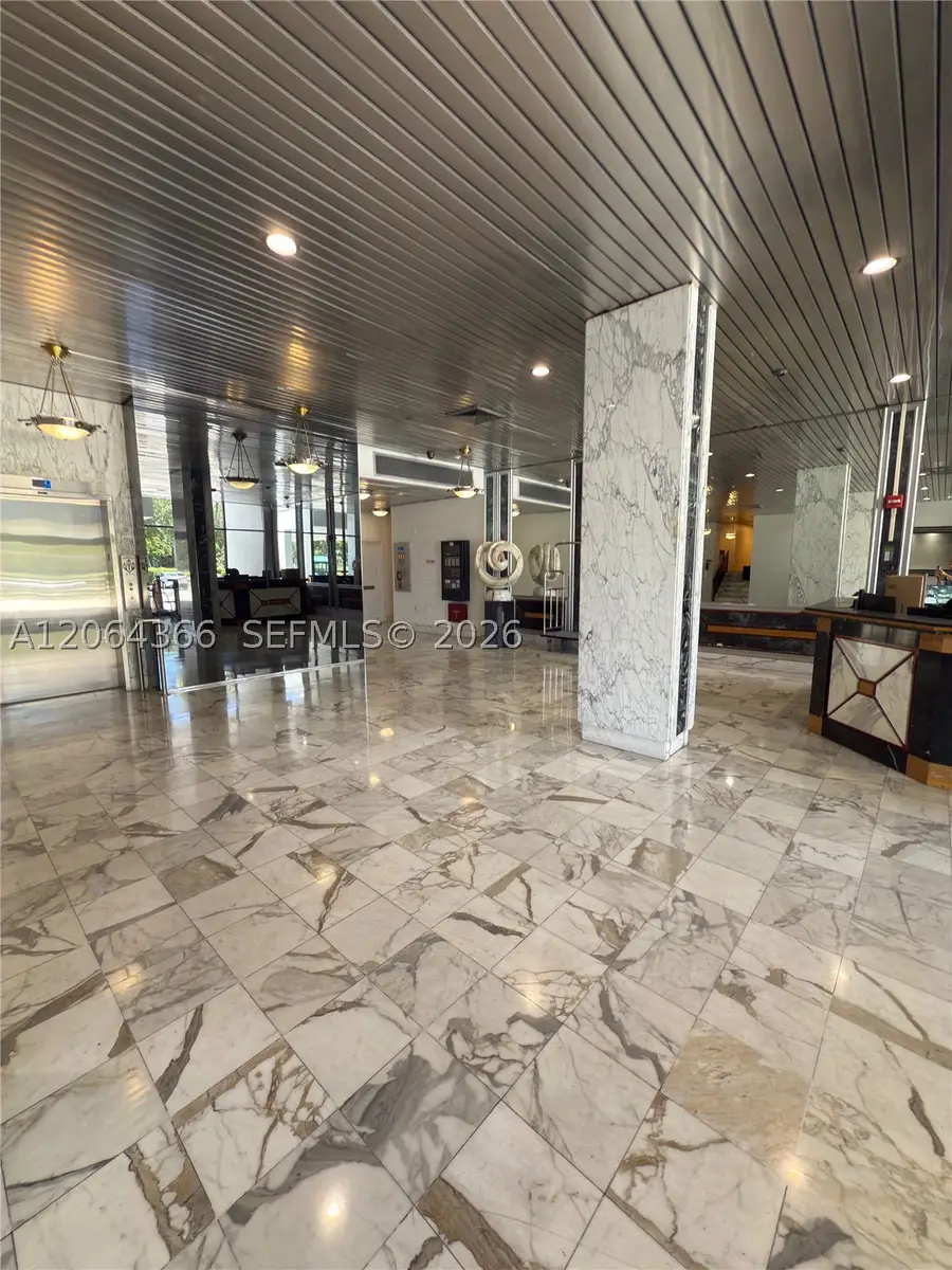3675 N Country Club Dr #109, Aventura, FL 33180 - #3