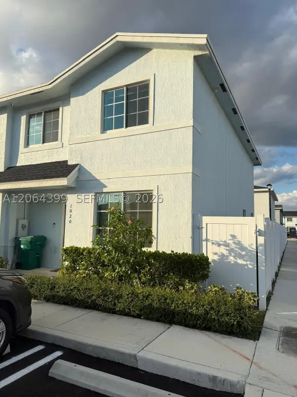 1020 NW 5th Ter, Florida City, FL 33034