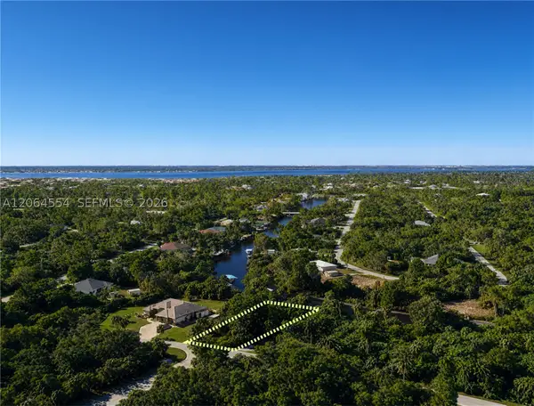 1471 Clearview Dr, Port Charlotte, FL 33953