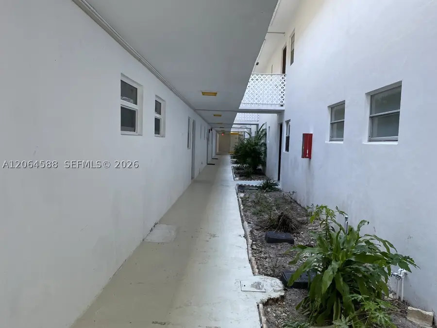6505 Winfield Blvd #B-19, Margate, FL 33063 - #3