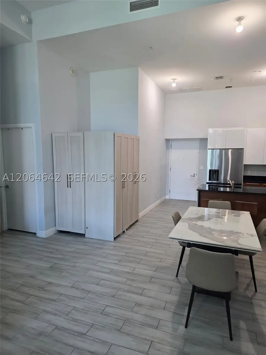 1900 N Bayshore Dr #512, Miami, FL 33132 - #2