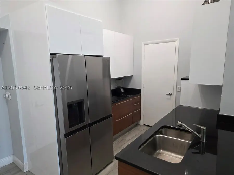 1900 N Bayshore Dr #512, Miami, FL 33132 - #3