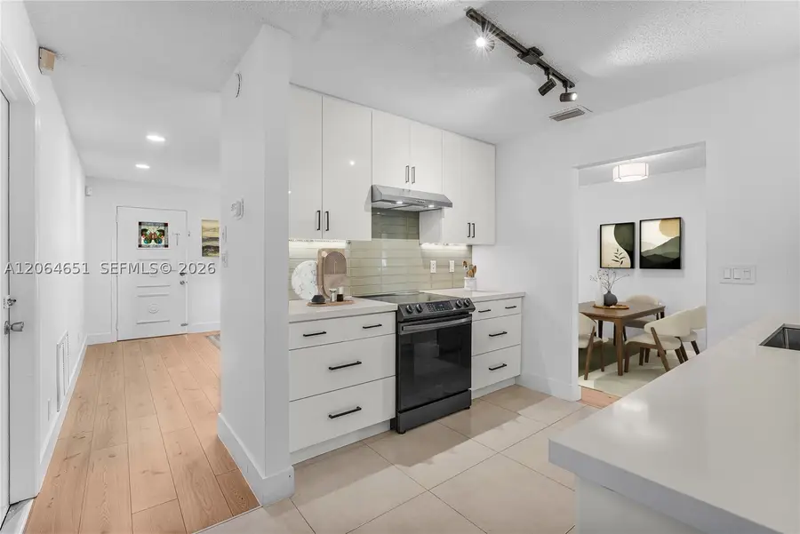 8830 NW 17th St, Plantation, FL 33322 - #3