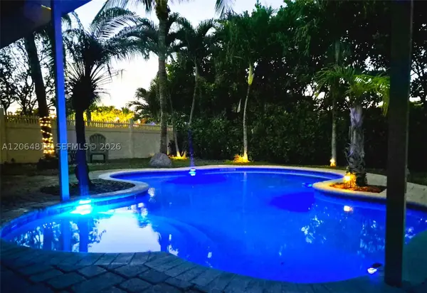 1301 NE 42nd St, Oakland Park, FL 33334