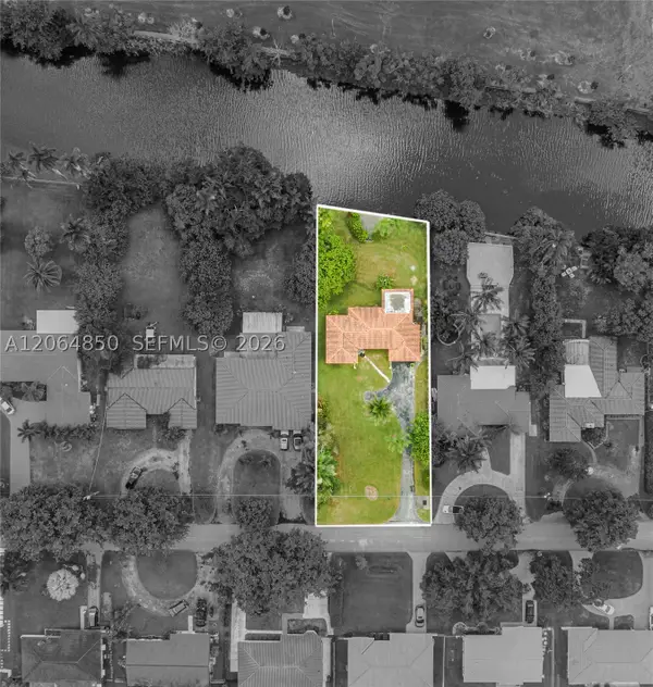 400 NW 87th St, El Portal, FL 33150