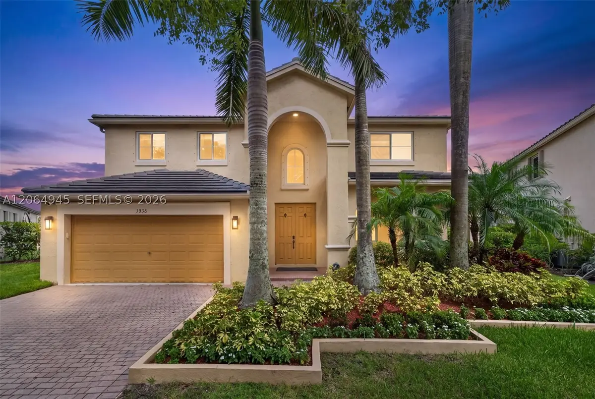 1038 NW Lavender Cir, Weston, FL 33327 - #1
